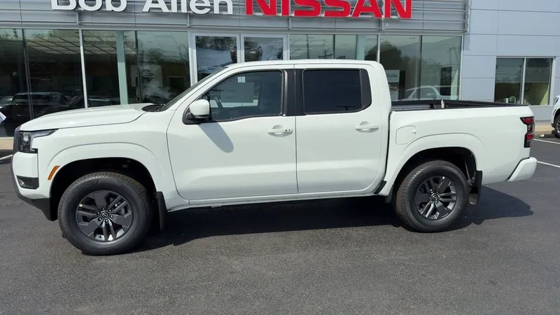 2026 Nissan Frontier SV, photo 33