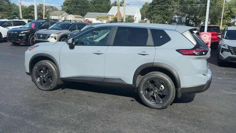 2026 Nissan Rogue SV, photo 35