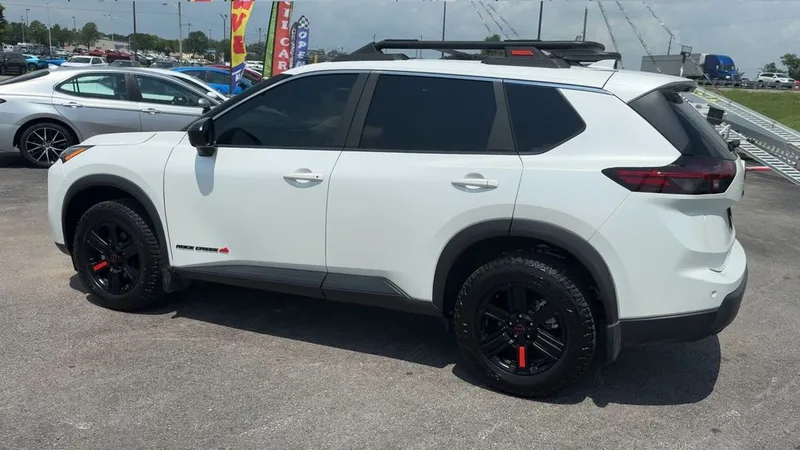 2025 Nissan Rogue Rock Creek, photo 35
