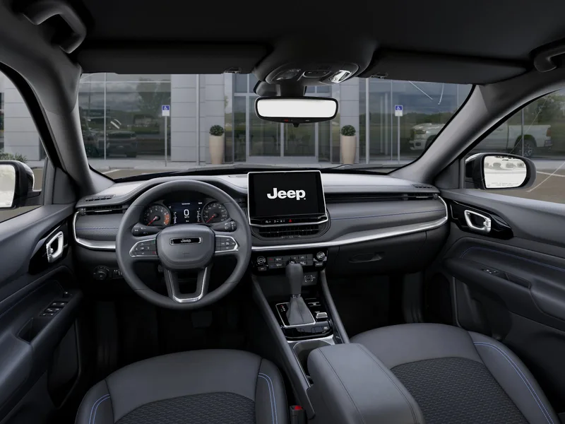 2026 Jeep Compass Latitude, photo 14