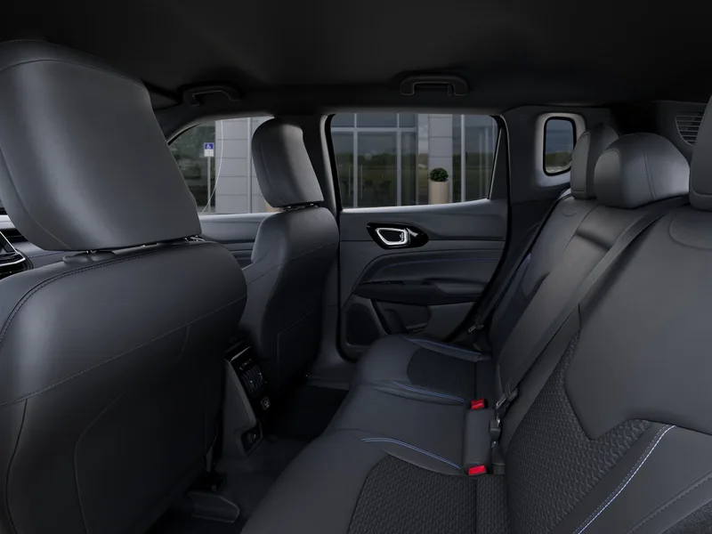 2026 Jeep Compass Latitude, photo 23
