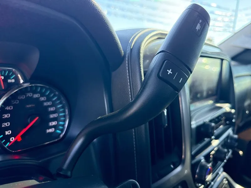 2015 Chevrolet Silverado 1500 LTZ, photo 18