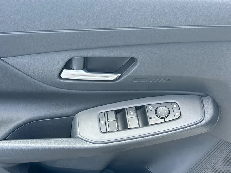 2027 Nissan Sentra S, photo 20