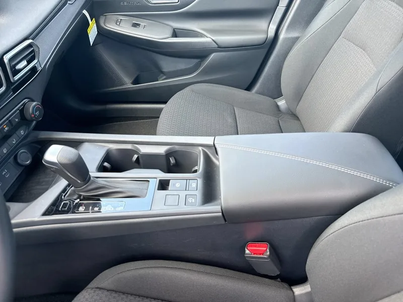 2027 Nissan Sentra S, photo 25