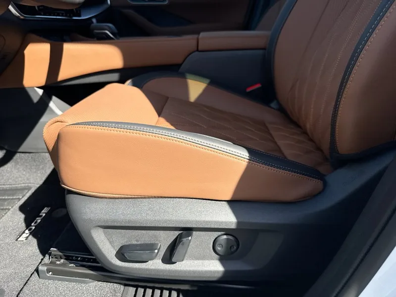 2026 Nissan Rogue Platinum, photo 23