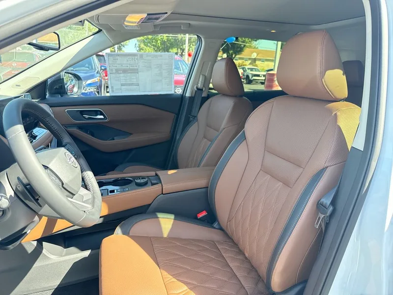 2026 Nissan Rogue Platinum, photo 22