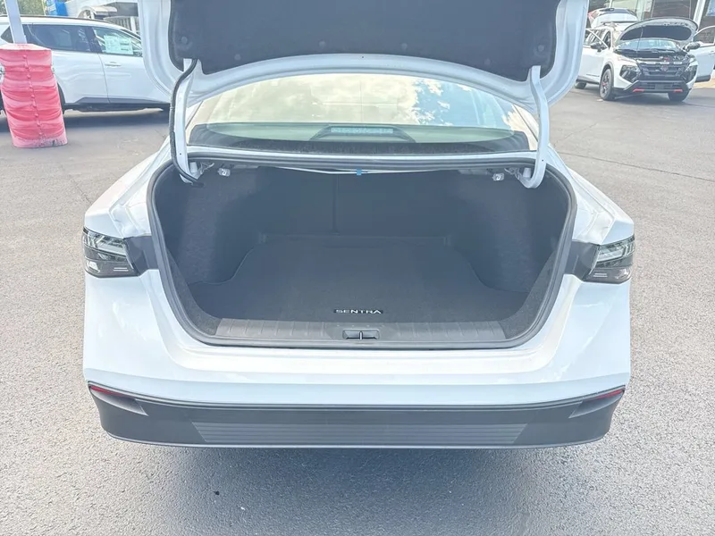 2027 Nissan Sentra S, photo 17