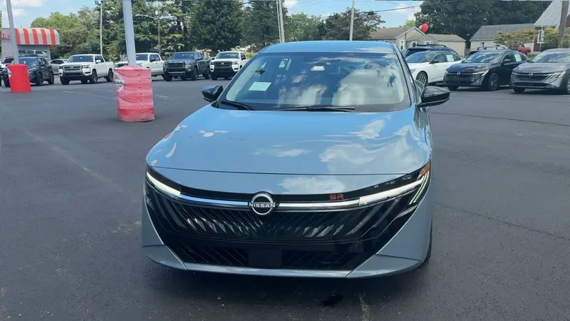 2027 Nissan Sentra SR, photo 32